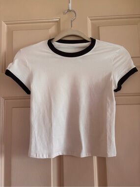 Lululemon Organic Cotton Ringer Tee with Black Trim
